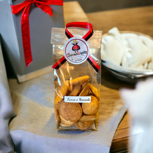 Spelled and hazelnut biscuits